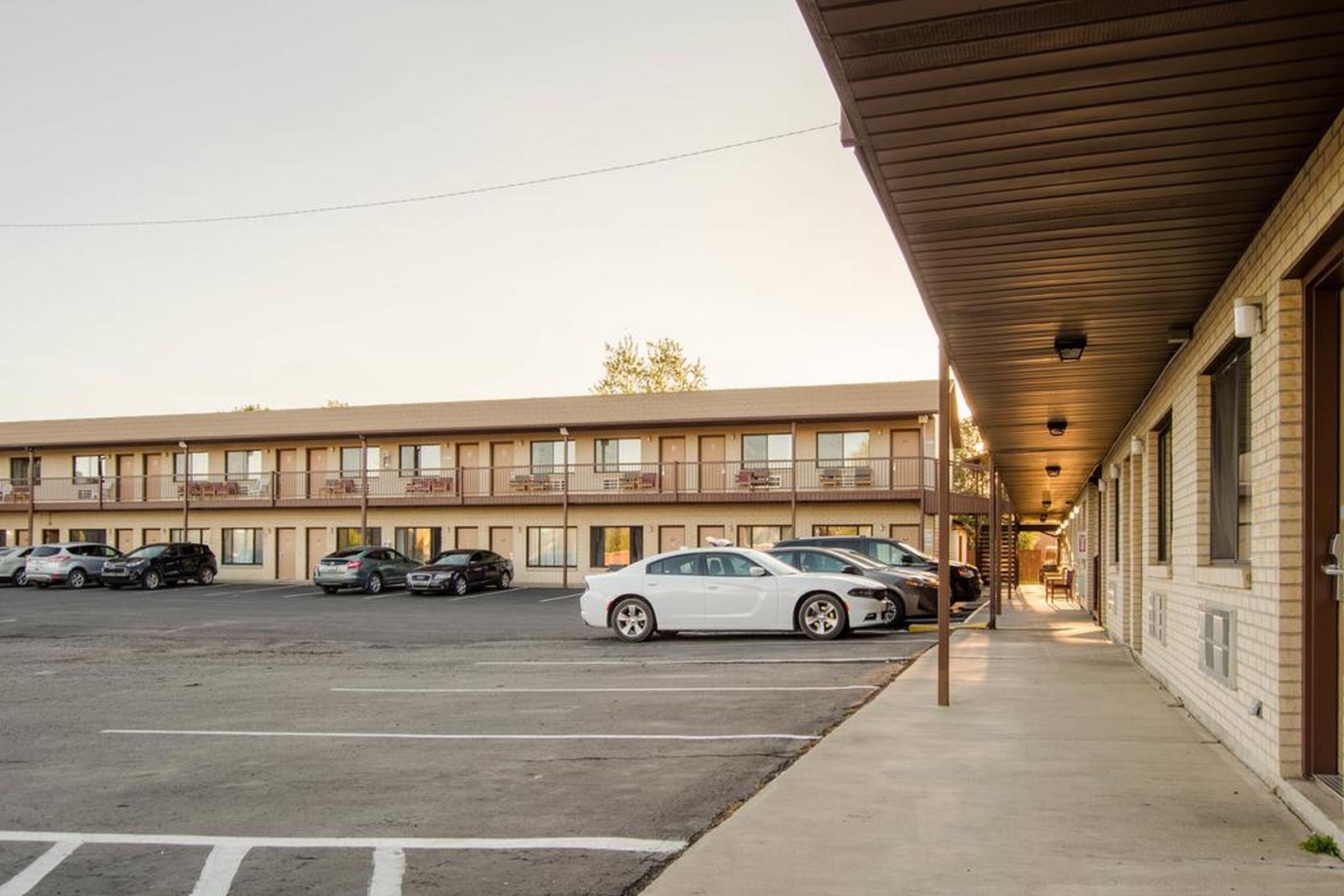 Econo Lodge Panguitch Near Bryce Canyon Εξωτερικό φωτογραφία