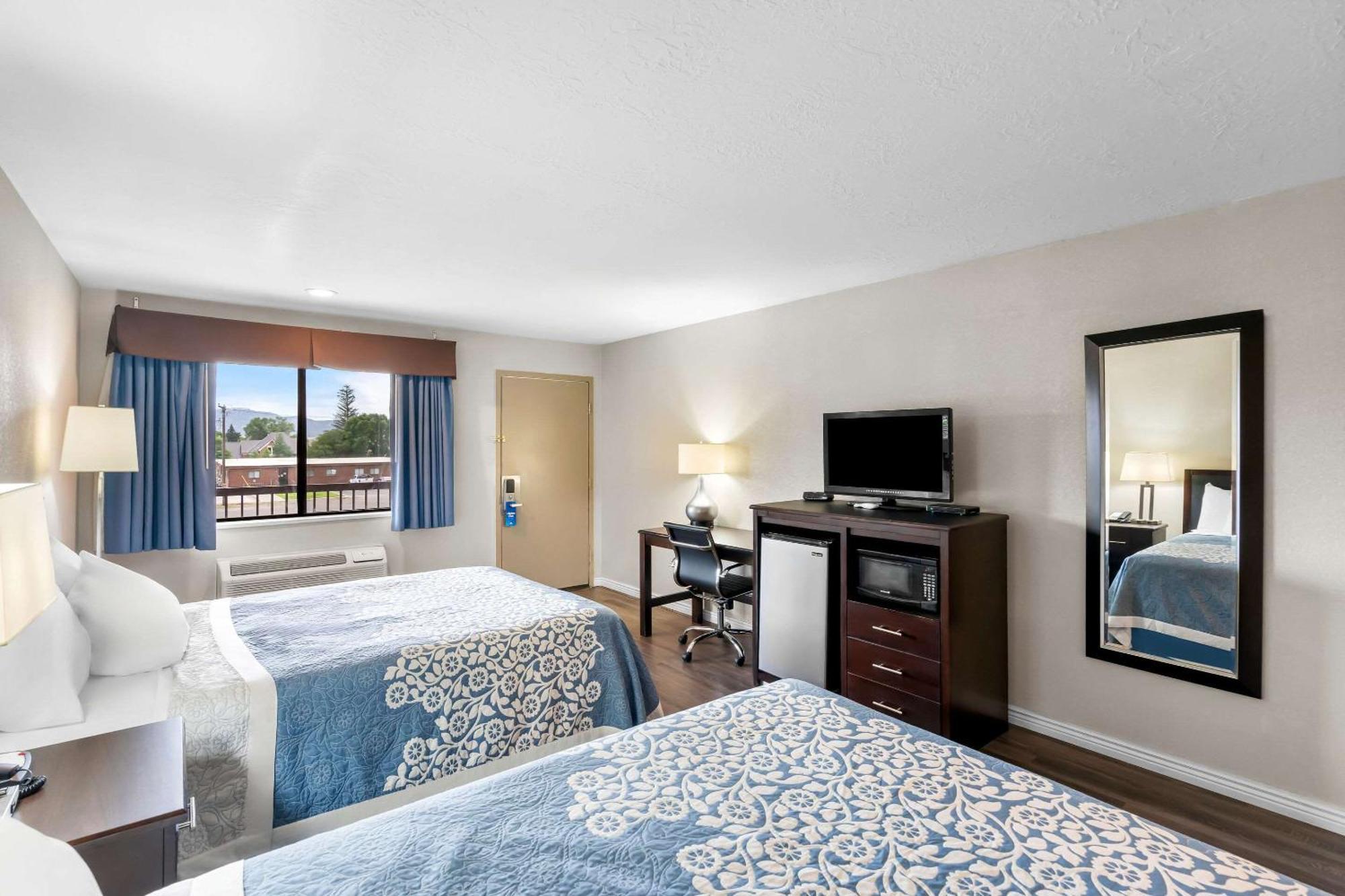 Econo Lodge Panguitch Near Bryce Canyon Εξωτερικό φωτογραφία