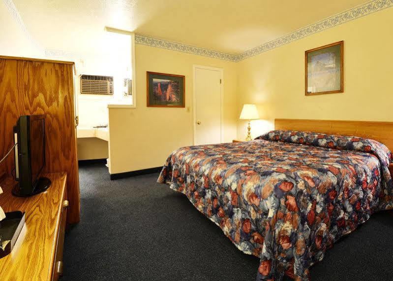 Econo Lodge Panguitch Near Bryce Canyon Εξωτερικό φωτογραφία